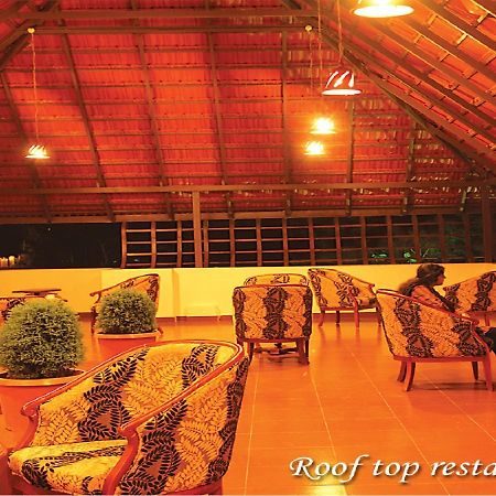 ホテル Grand Thekkady Kumily エクステリア 写真