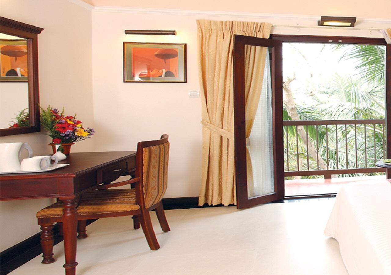 ホテル Grand Thekkady Kumily エクステリア 写真